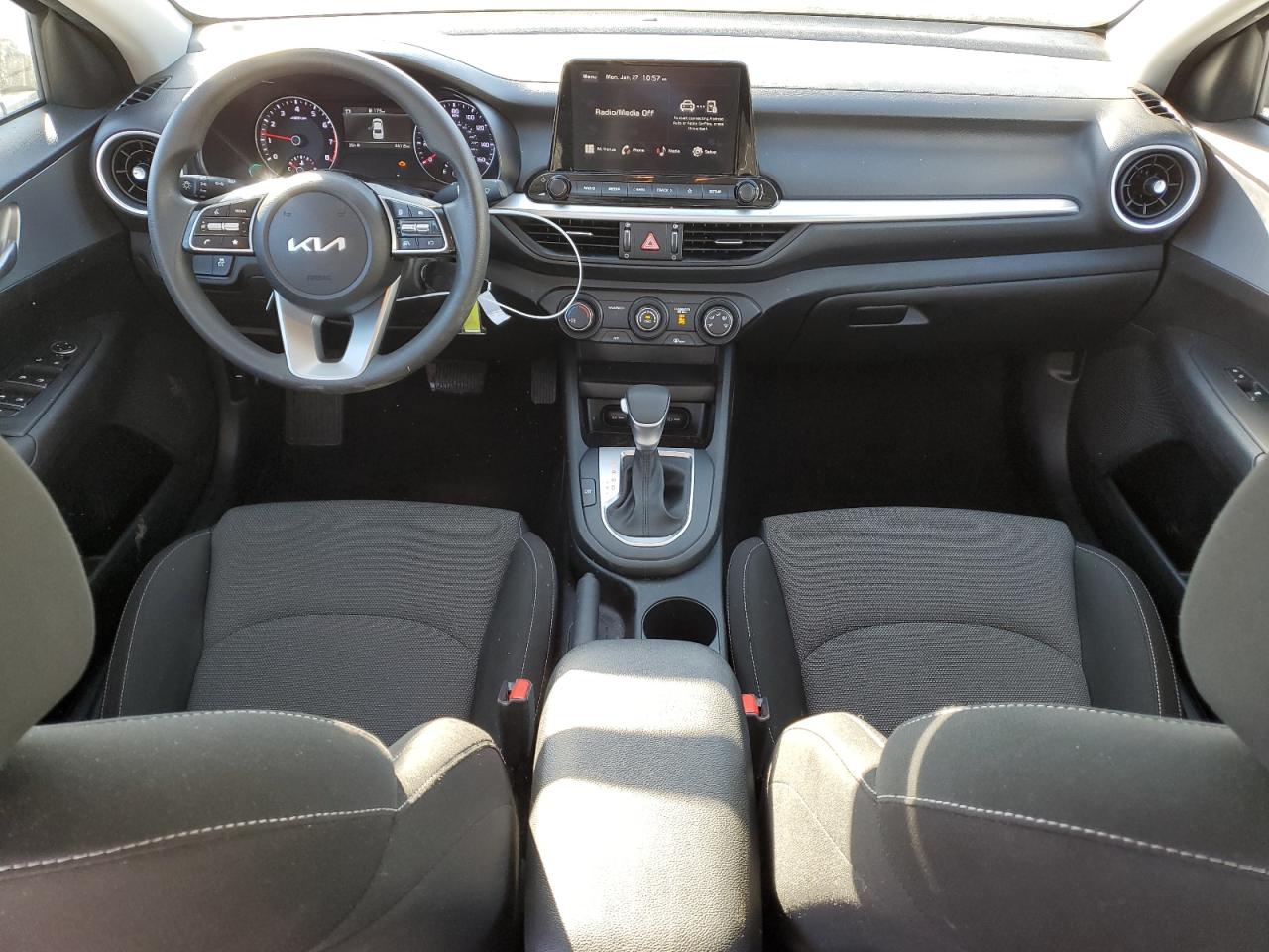 2023 KIA Forte VIN 3KPF24AD0PE590005 Copart auction photo, undercarriage / minor dent/scratches damage thumbnail 8