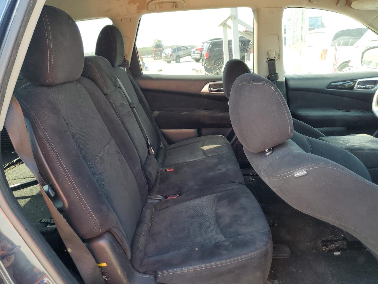 2014 Nissan Pathfinder VIN 5N1AR2MN7EC673607 Copart auction photo, normal wear / minor dent/scratches damage thumbnail 11