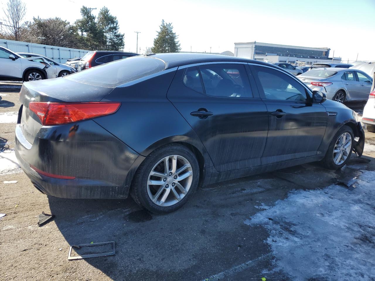2011 KIA Optima VIN KNAGM4A74B5056385 Copart auction photo, front end damage thumbnail 3