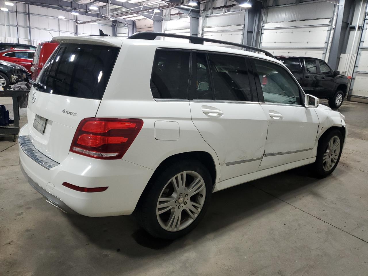 2013 Mercedes-Benz GLK-klasse VIN WDCGG8JB9DG065865 Copart auction photo, front end / side damage thumbnail 3