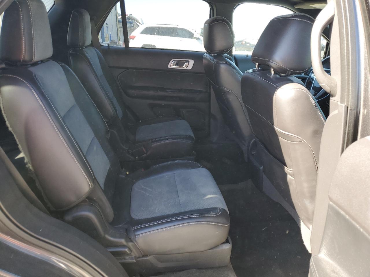 2015 Ford Explorer VIN 1FM5K8D86FGA02443 Copart auction photo, front end / rear end damage thumbnail 11