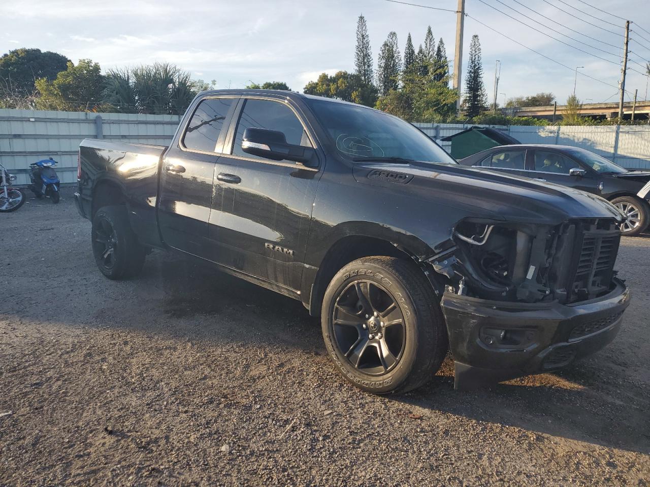 2022 RAM 1500 VIN 1C6RREBT8NN190357 Copart auction photo, all over damage thumbnail 4