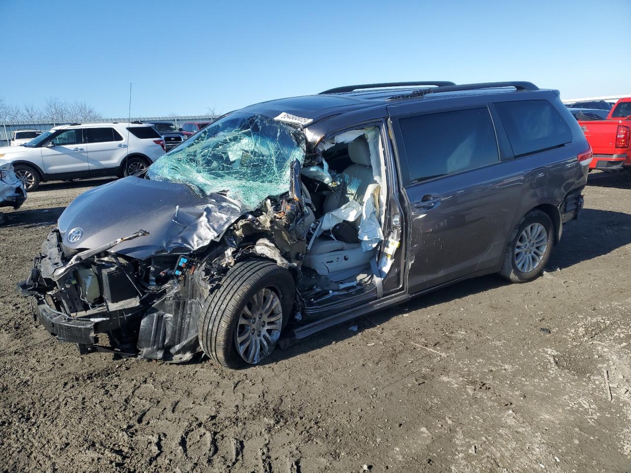 2014 Toyota Sienna VIN 5TDYK3DC7ES520378
