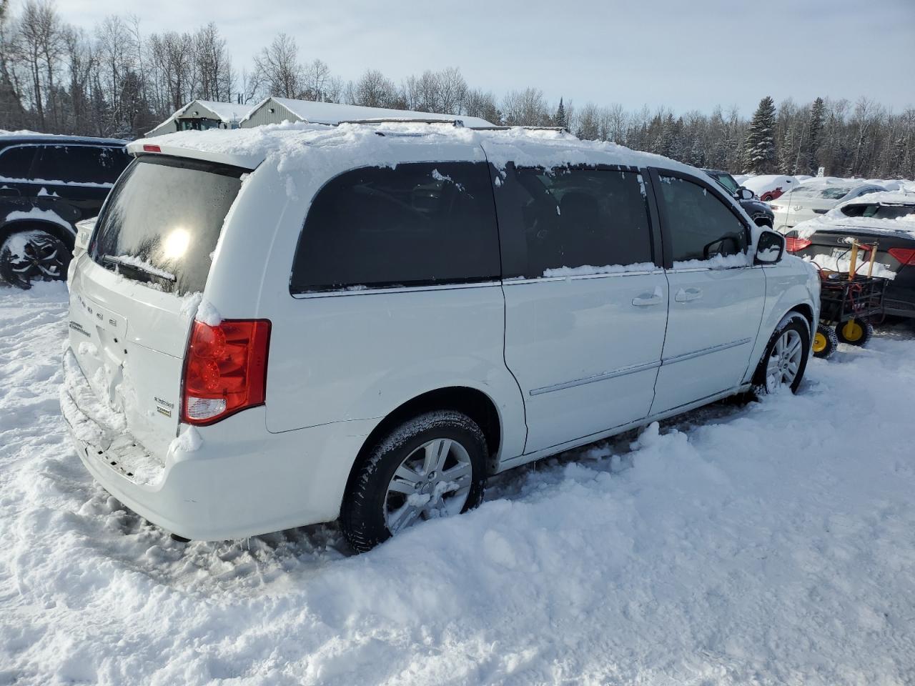 2016 Dodge Caravan VIN 2C4RDGDG3GR381709 Copart auction photo, rear end / minor dent/scratches damage thumbnail 3