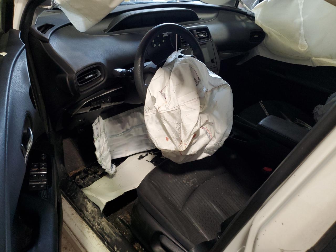 2017 Toyota Prius VIN JTDKBRFU4H3047284 Copart auction photo, front end damage thumbnail 8