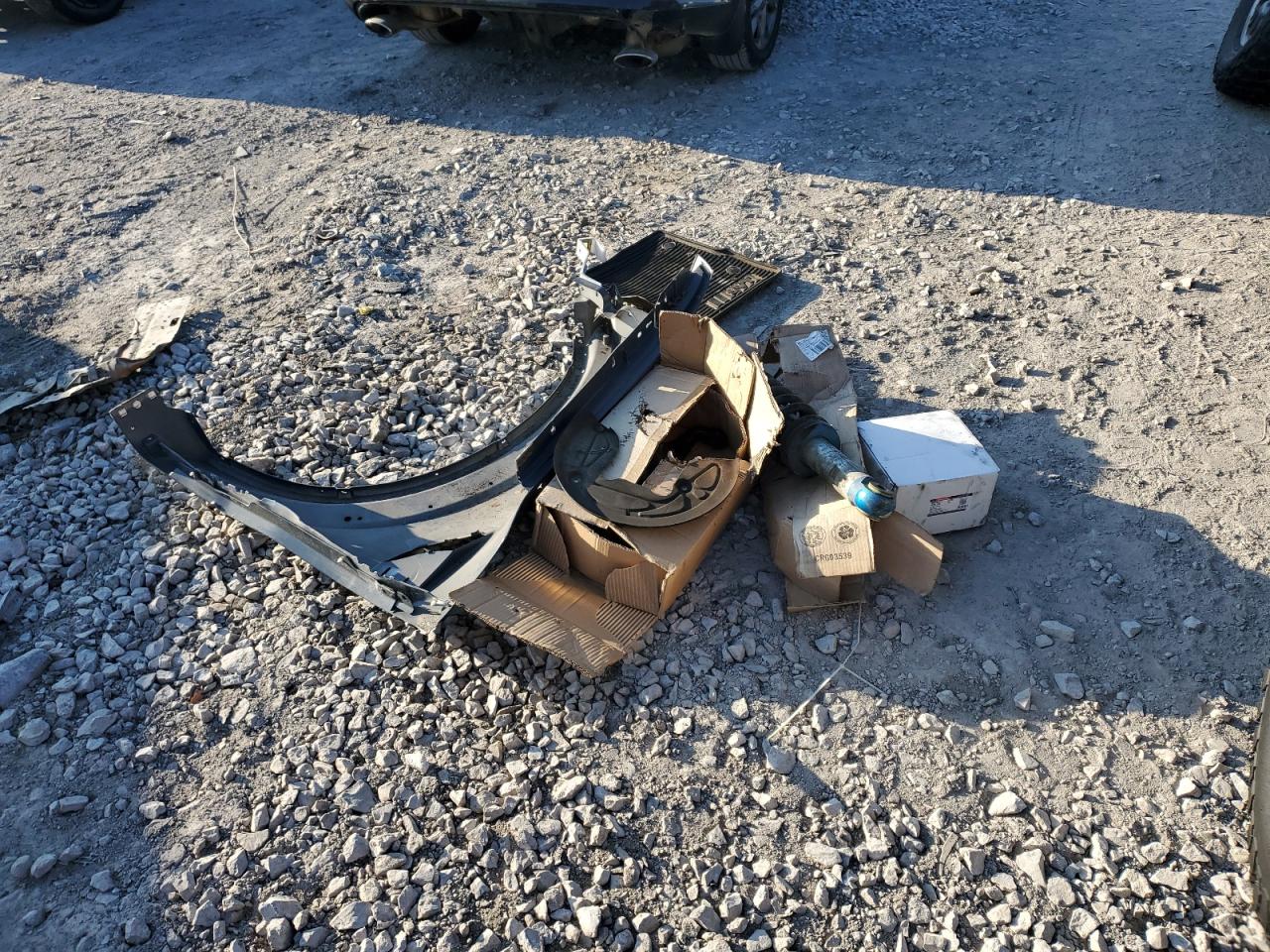 2011 Ford F-150 VIN 1FTFW1R6XBFA69008 Copart auction photo, undercarriage / front end damage thumbnail 12