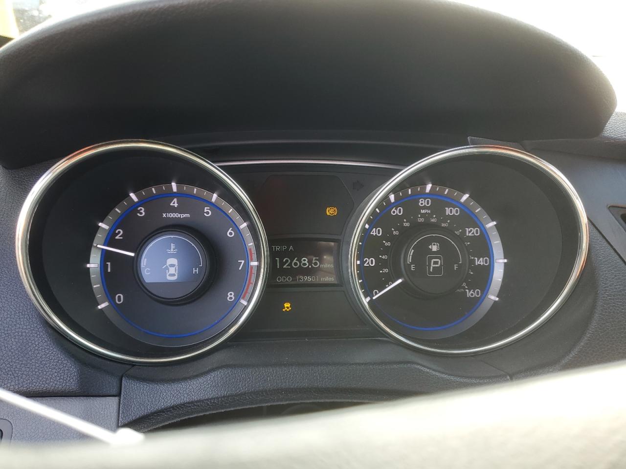2012 Hyundai Sonata VIN 5NPEC4ACXCH373616 Copart auction photo, minor dent/scratches damage thumbnail 9