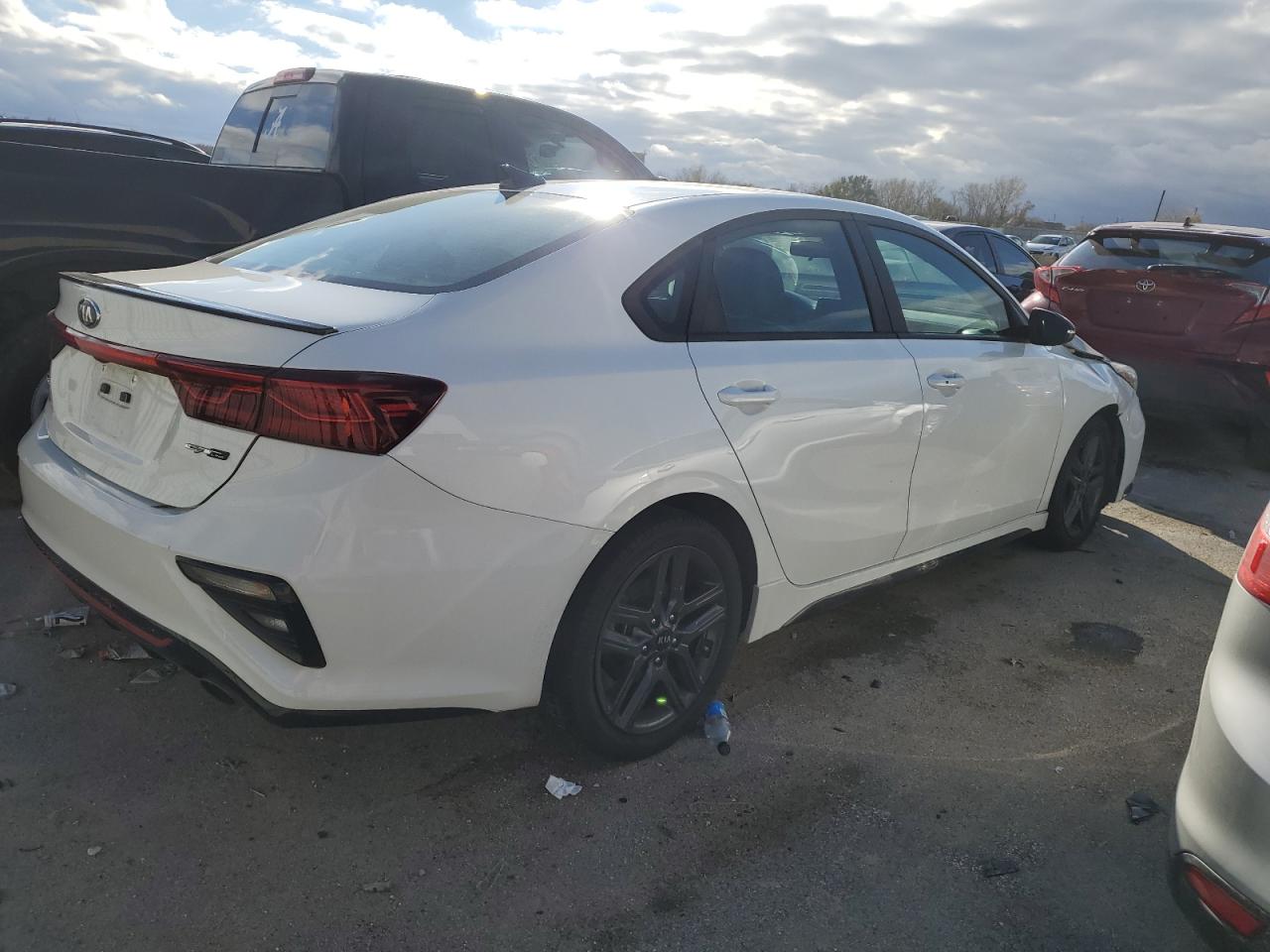 2020 KIA Forte VIN 3KPF34AD8LE250690 Copart auction photo, front end damage thumbnail 3