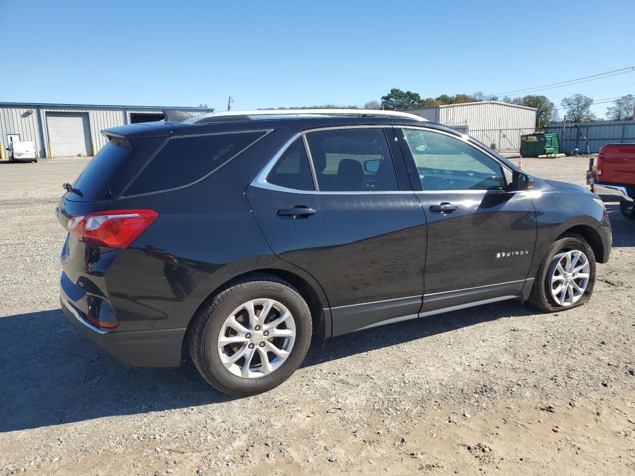 2020 Chevrolet Equinox VIN 3GNAXKEV6LL195679 Copart auction photo, all over damage thumbnail 3