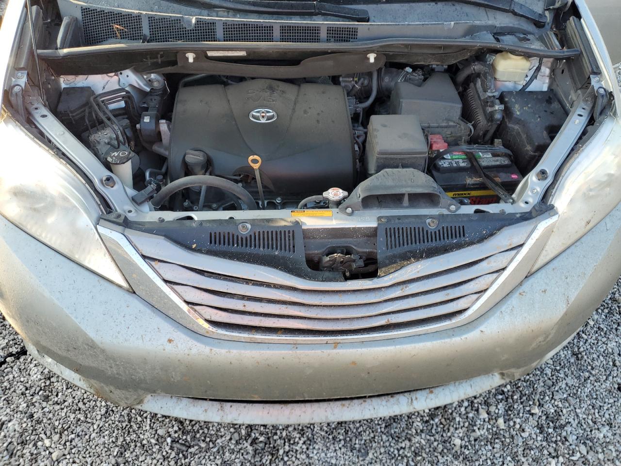 2017 Toyota Sienna VIN 5TDYZ3DC9HS820214 Copart auction photo, rear end damage thumbnail 12