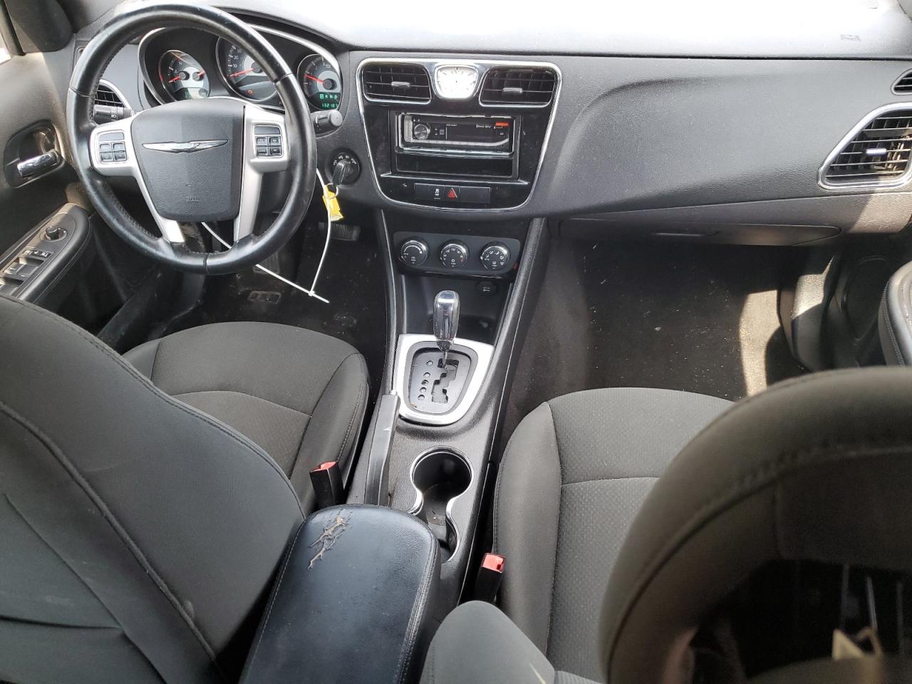 2011 Chrysler 200 VIN 1C3BC1FG1BN547282 Copart auction photo, front end damage thumbnail 8