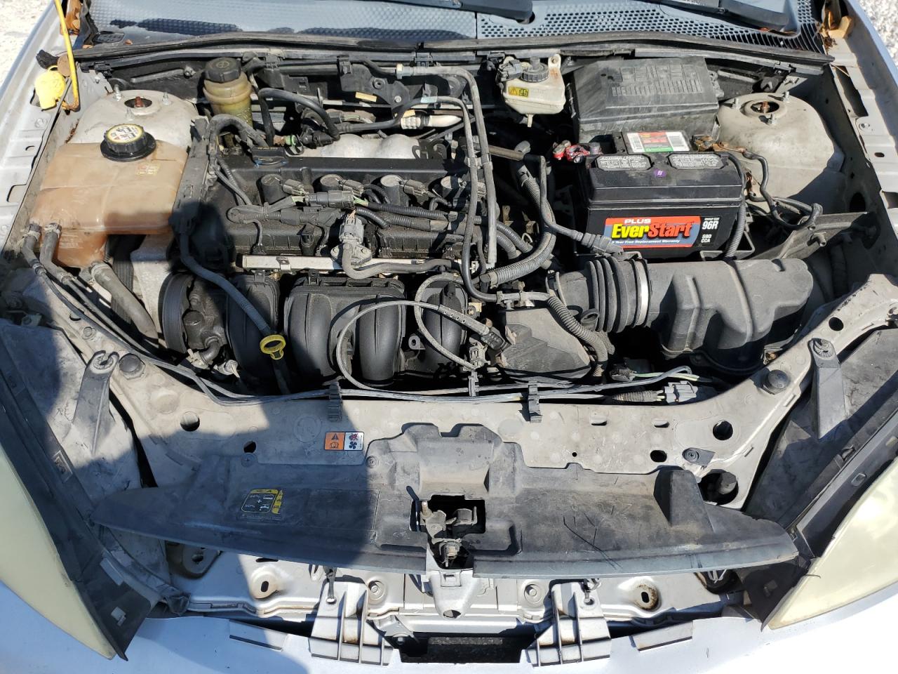 2005 Ford Focus VIN 1FAFP34NX5W271686 Copart auction photo, all over damage thumbnail 11