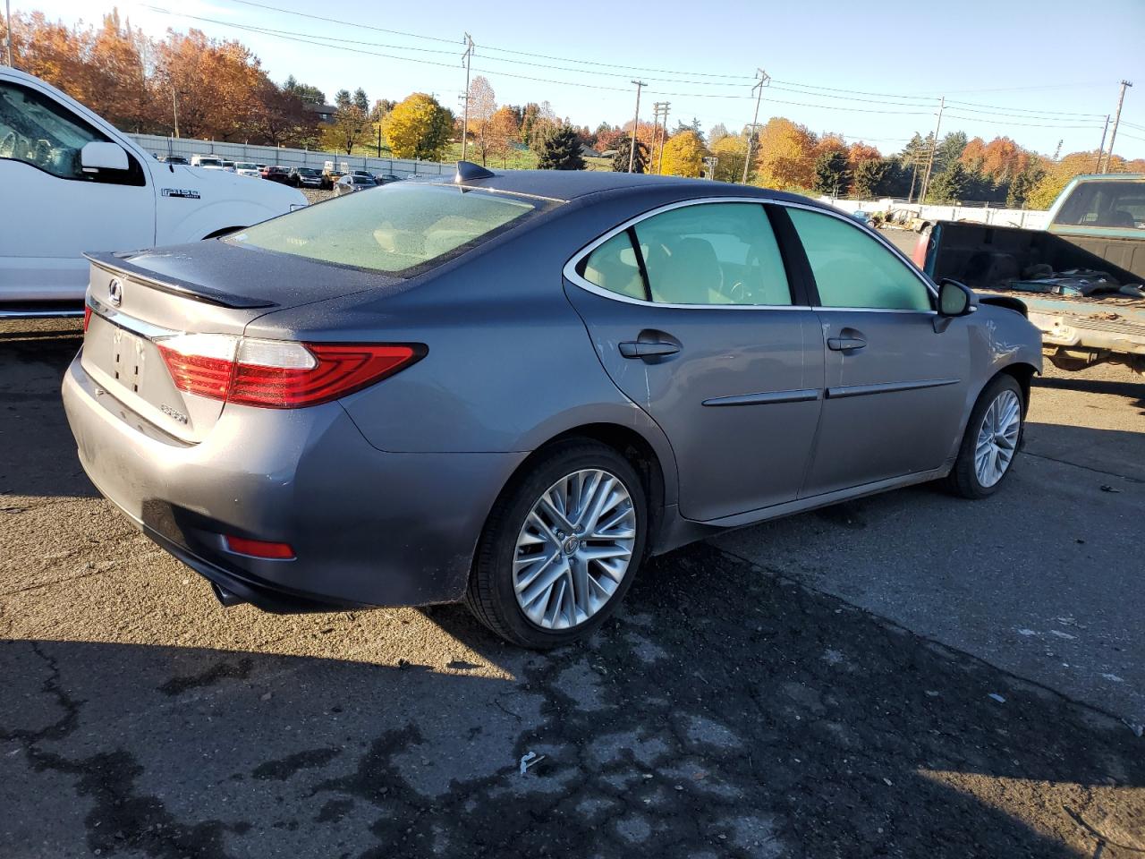 2015 Lexus ES VIN JTHBK1GG0F2197999 Copart auction photo, front end damage thumbnail 3