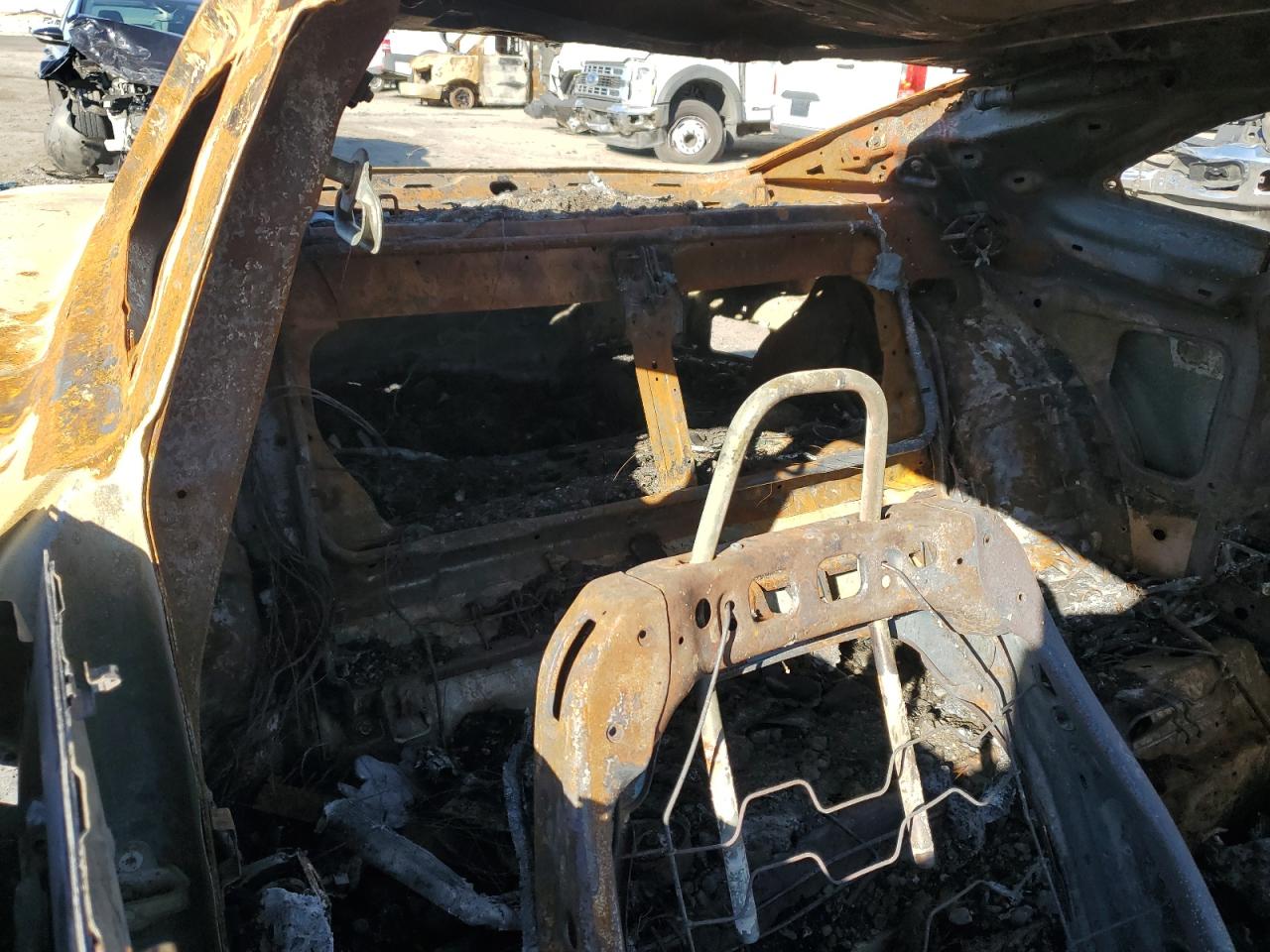 2013 Chevrolet Camaro VIN 2G1FA1E37D9163961 Copart auction photo, burn damage thumbnail 10