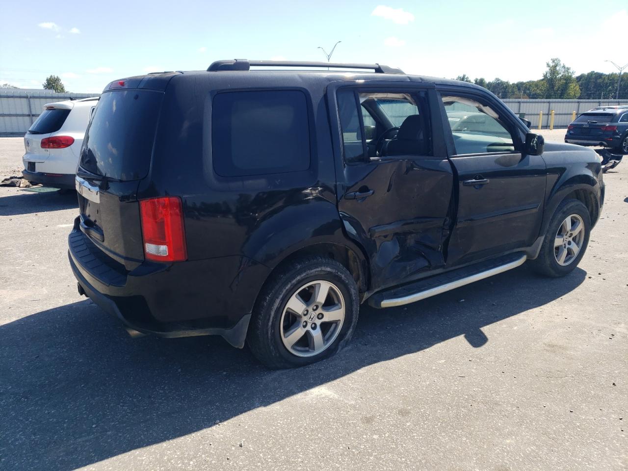 2010 Honda Pilot VIN 5FNYF3H51AB010431 Copart auction photo, side / rear end damage thumbnail 3