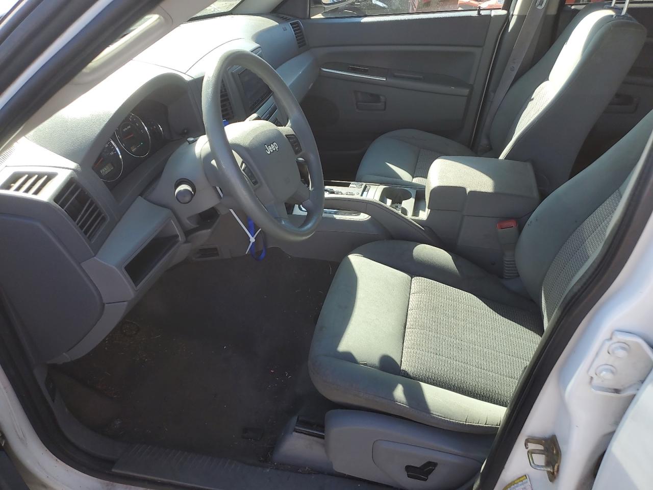 2007 Jeep Grand Cherokee VIN 1J8HR48P47C555150 Copart auction photo, front end damage thumbnail 7