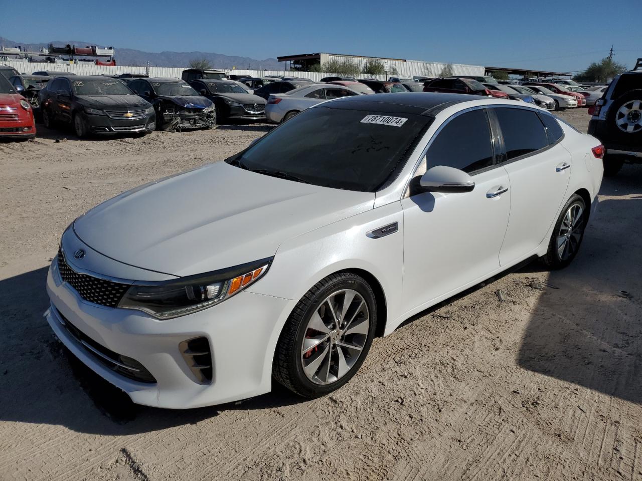 2016 KIA Optima VIN 5XXGW4L28GG069044