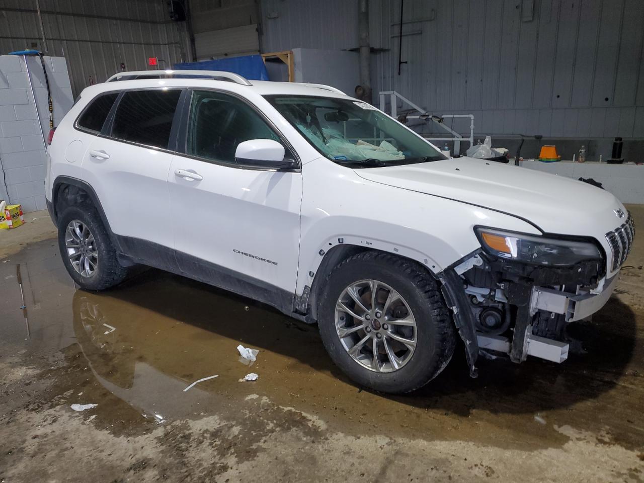 2019 Jeep Grand Cherokee VIN 1C4PJMLB4KD182068 Copart auction photo, front end / side damage thumbnail 4