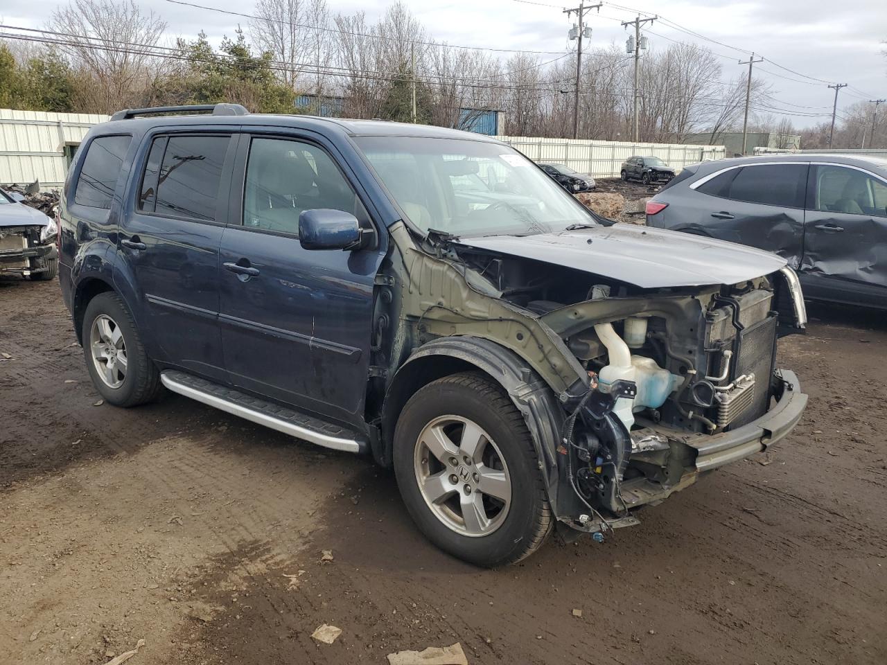 2011 Honda Pilot VIN 5FNYF4H79BB106574 Copart auction photo, front end / minor dent/scratches damage thumbnail 4