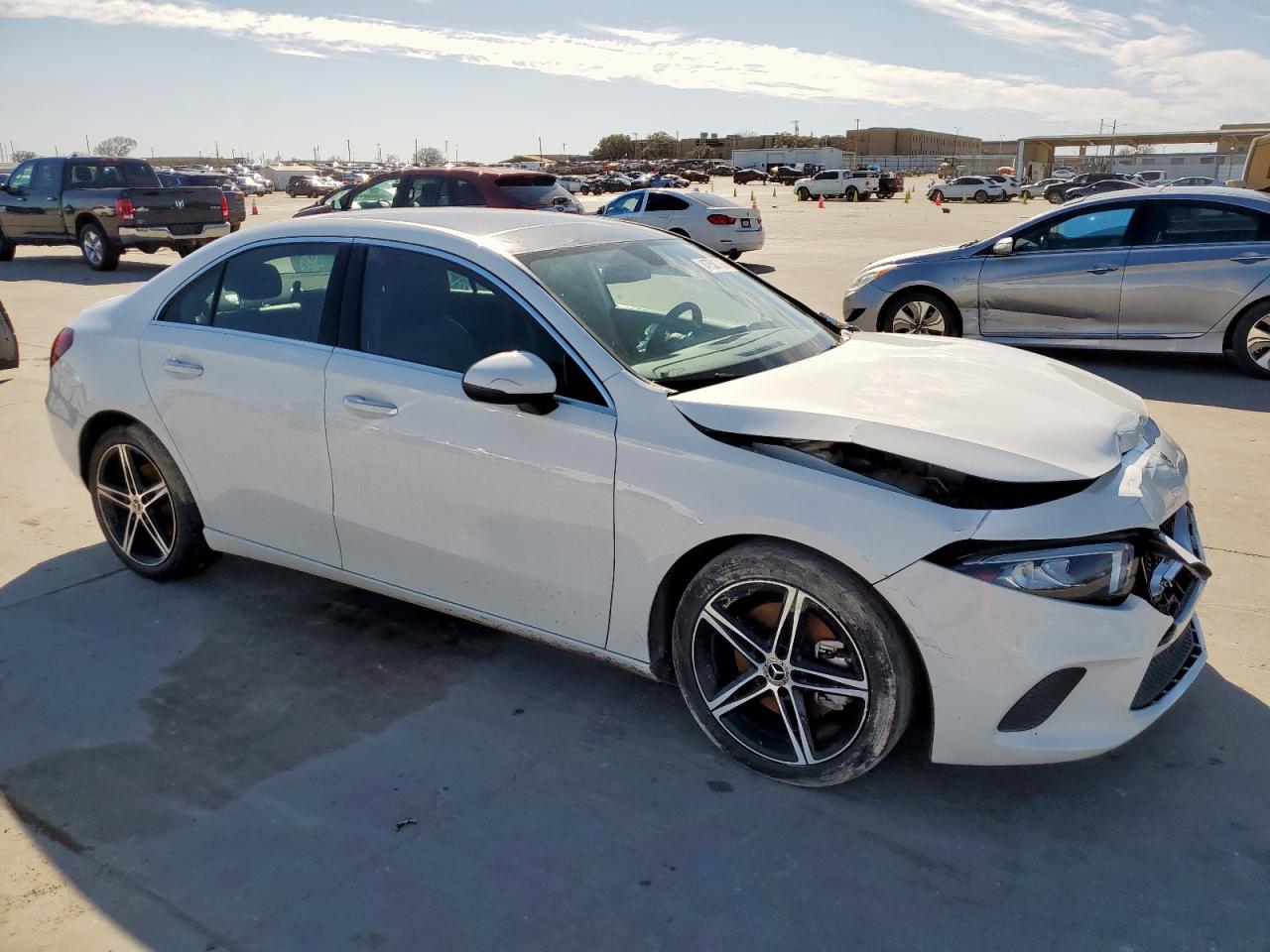 2021 Mercedes-Benz A-klasse VIN W1K3G4EB7MJ318357 Copart auction photo, front end damage thumbnail 4