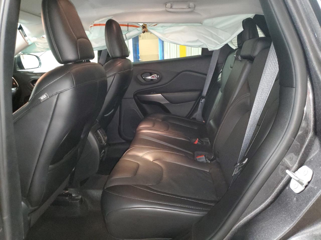 2019 Jeep Grand Cherokee VIN 1C4PJMDX7KD463890 Copart auction photo, side damage thumbnail 11