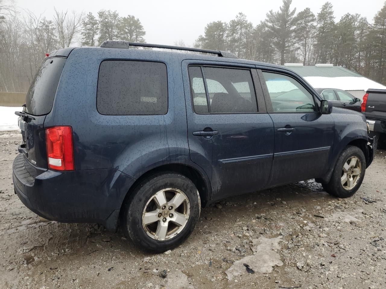 2011 Honda Pilot VIN 5FNYF4H41BB051656 Copart auction photo, front end damage thumbnail 3