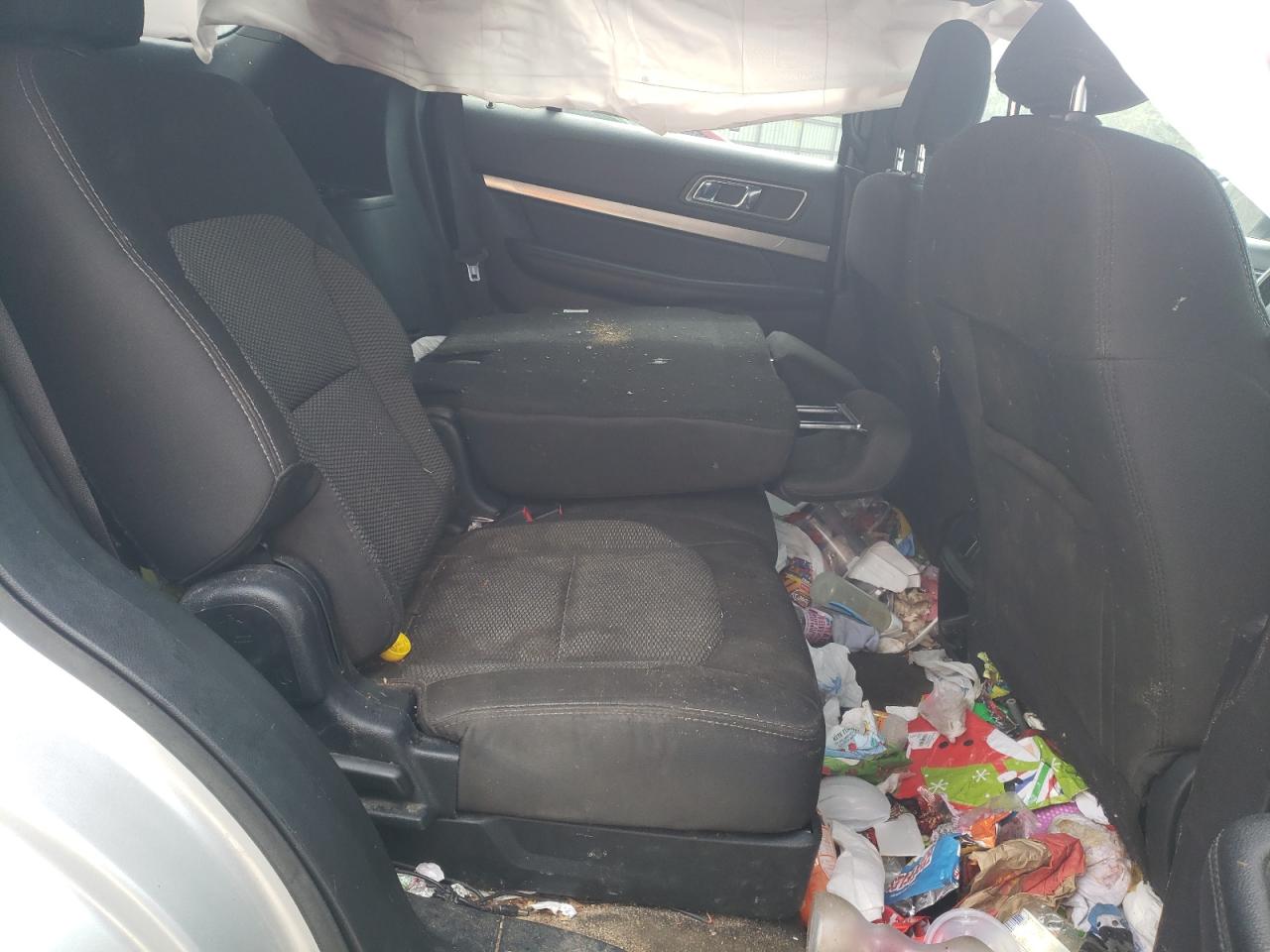 2018 Ford Explorer VIN 1FM5K7DH0JGB75183 Copart auction photo, minor dent/scratches damage thumbnail 11