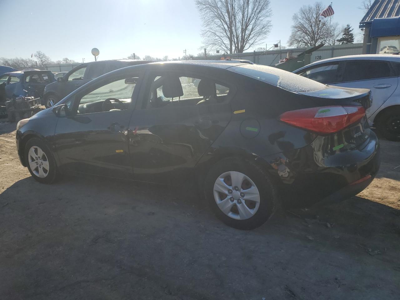 2015 KIA Forte VIN KNAFK4A66F5284919 Copart auction photo, side damage thumbnail 2