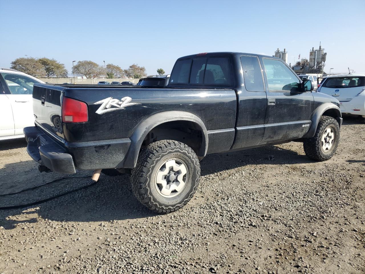 2001 Chevrolet S-10 Pickup VIN 1GCCT19W718212902 Copart auction photo, minor dent/scratches damage thumbnail 3