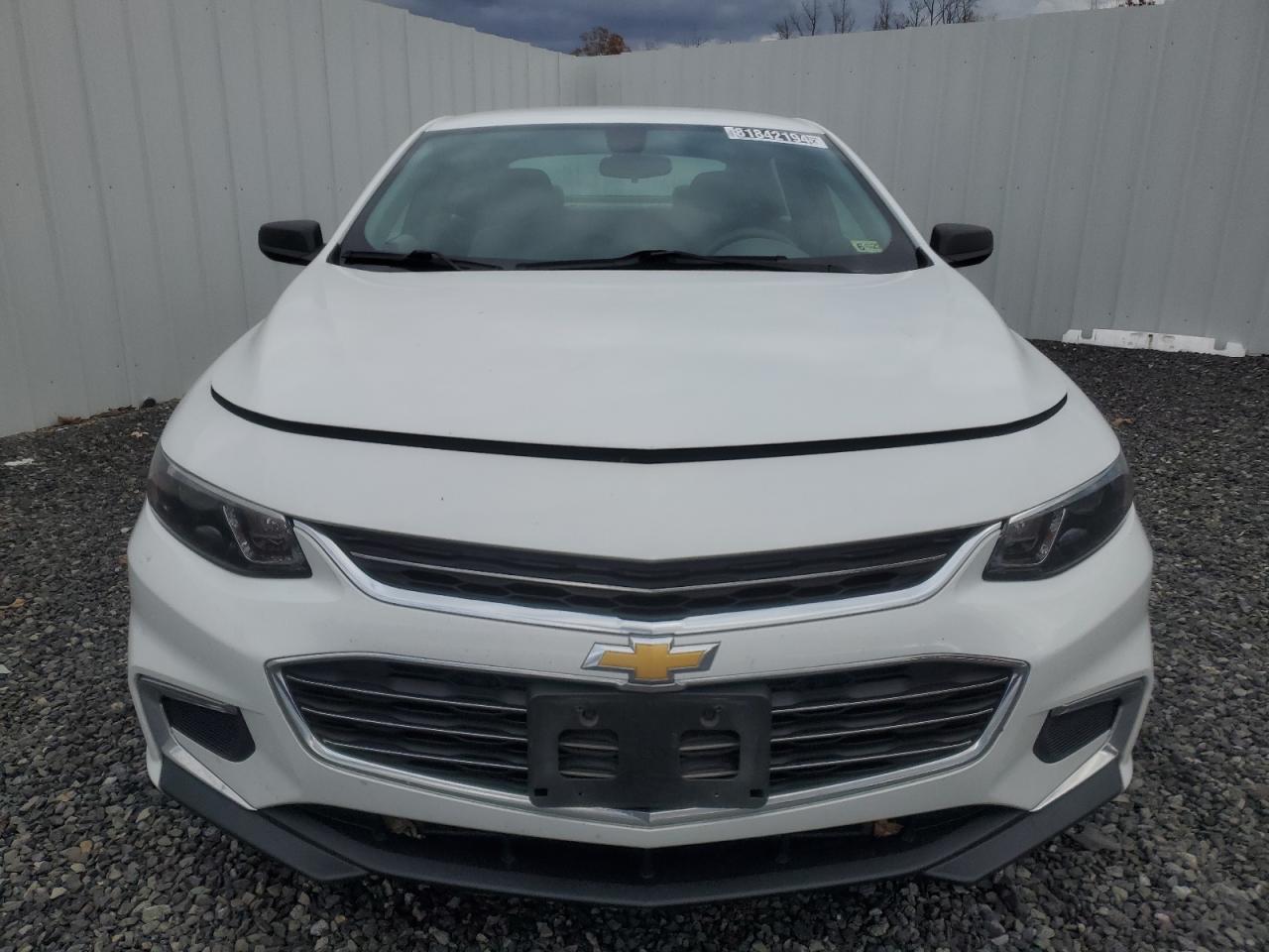 2018 Chevrolet Malibu VIN 1G1ZC5ST9JF210543 Copart auction photo, minor dent/scratches damage thumbnail 5