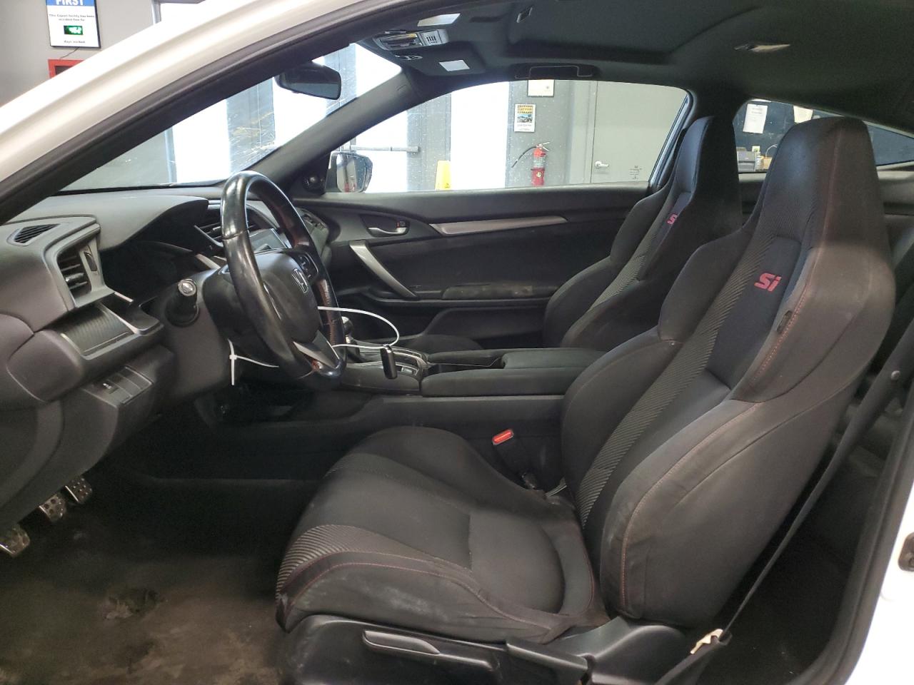 2018 Honda Civic VIN 2HGFC3A5XJH752008 Copart auction photo, all over / minor dent/scratches damage thumbnail 7