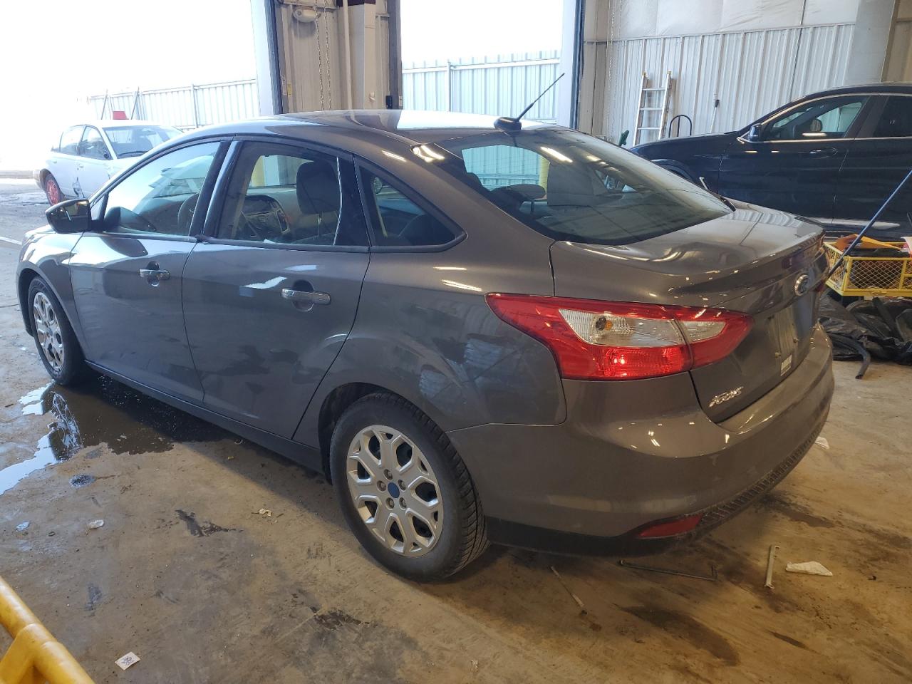 2012 Ford Focus VIN 1FAHP3F23CL207337 Copart auction photo, front end damage thumbnail 2