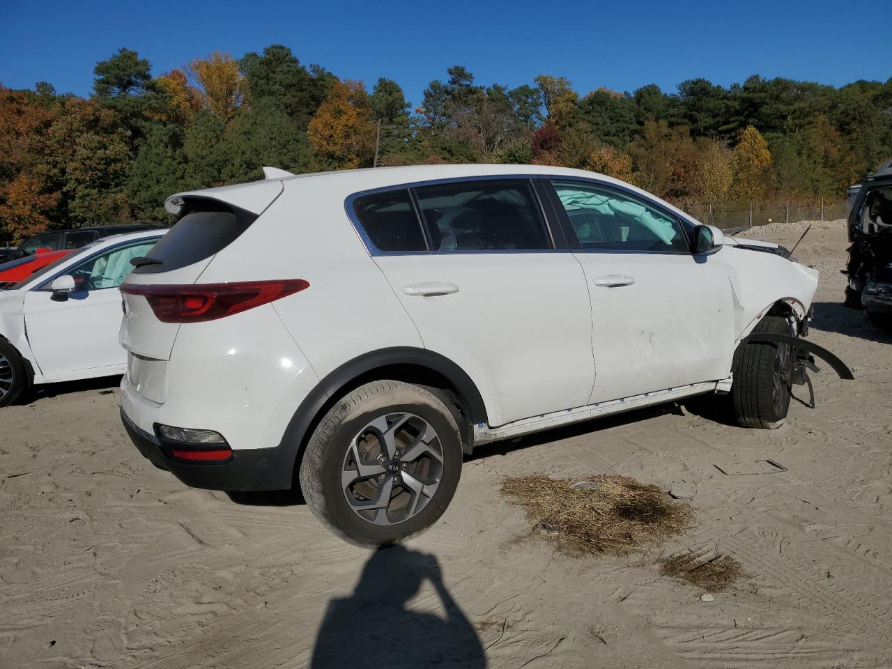 2021 KIA Sportage VIN KNDPM3AC1M7906717 Copart auction photo, mechanical / front end damage thumbnail 3