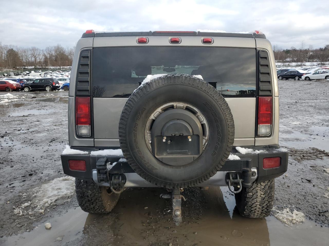 2008 Hummer H2 VIN 5GRGN23808H107414 Copart auction photo, side / rear end damage thumbnail 6