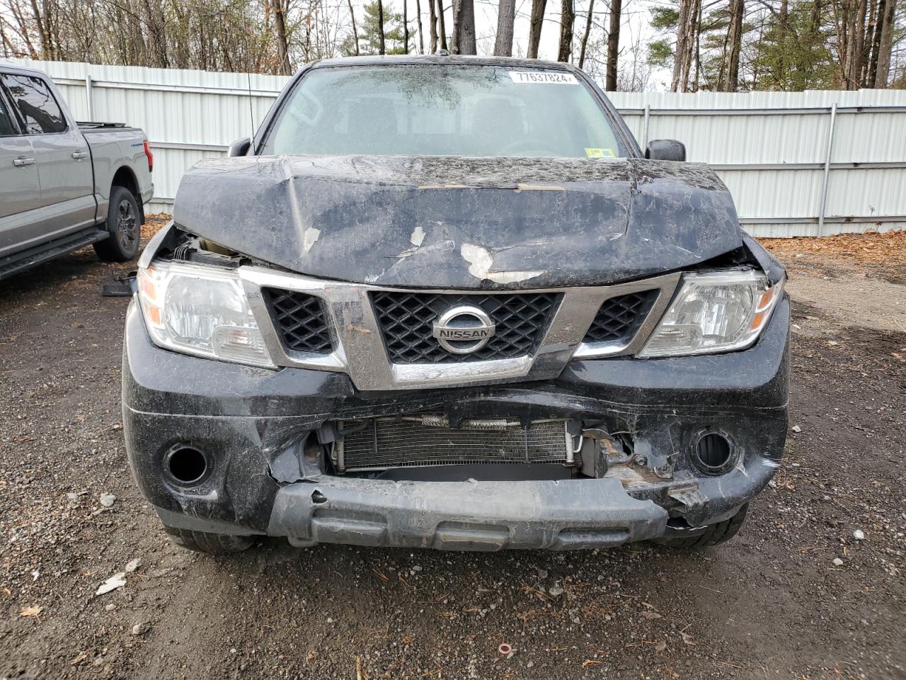 2017 Nissan Navara (Frontier) VIN 1N6AD0EV4HN777113 Copart auction photo, front end / all over damage thumbnail 5