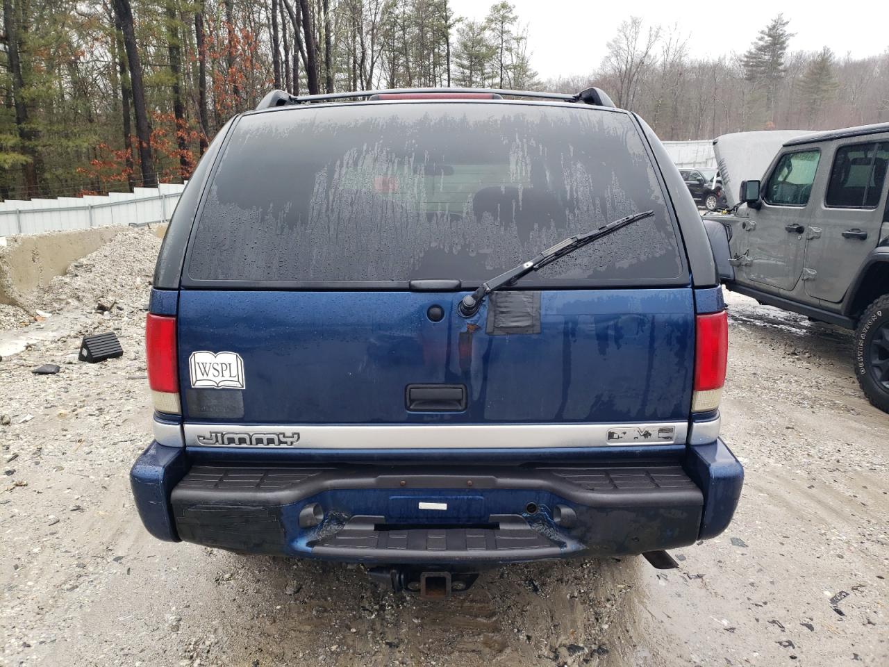 2000 GMC Jimmy VIN 1GKDT13W3Y2333652 Copart auction photo, front end damage thumbnail 6