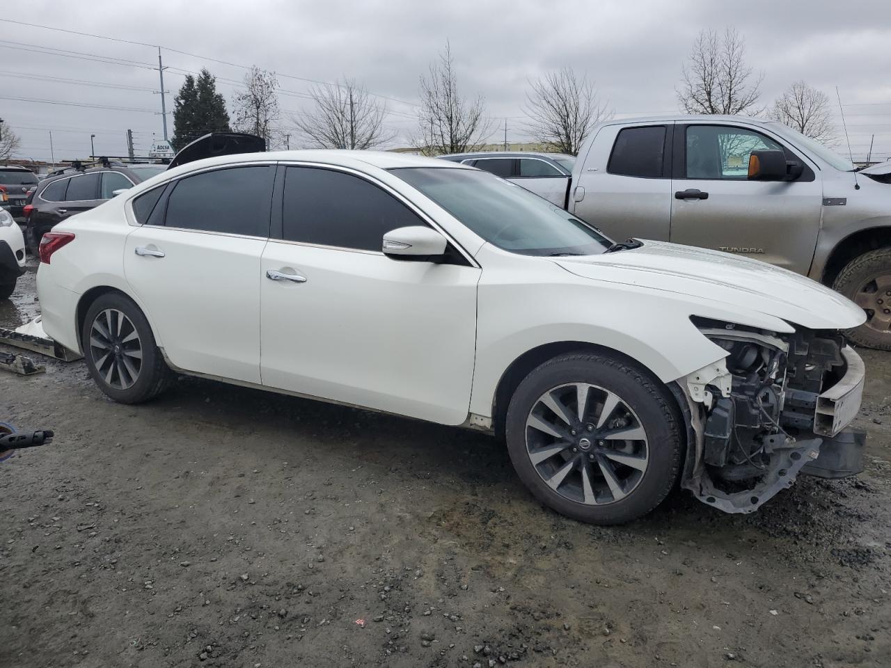 2018 Nissan Altima VIN 1N4AL3AP9JC196678 Copart auction photo, front end damage thumbnail 4