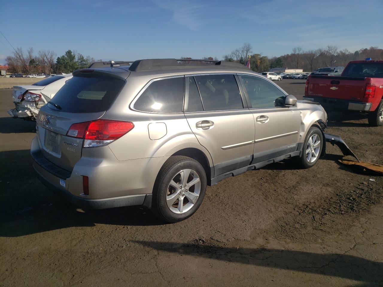 2014 Subaru Outback VIN 4S4BRBLC9E3314585 Copart auction photo, front end damage thumbnail 3