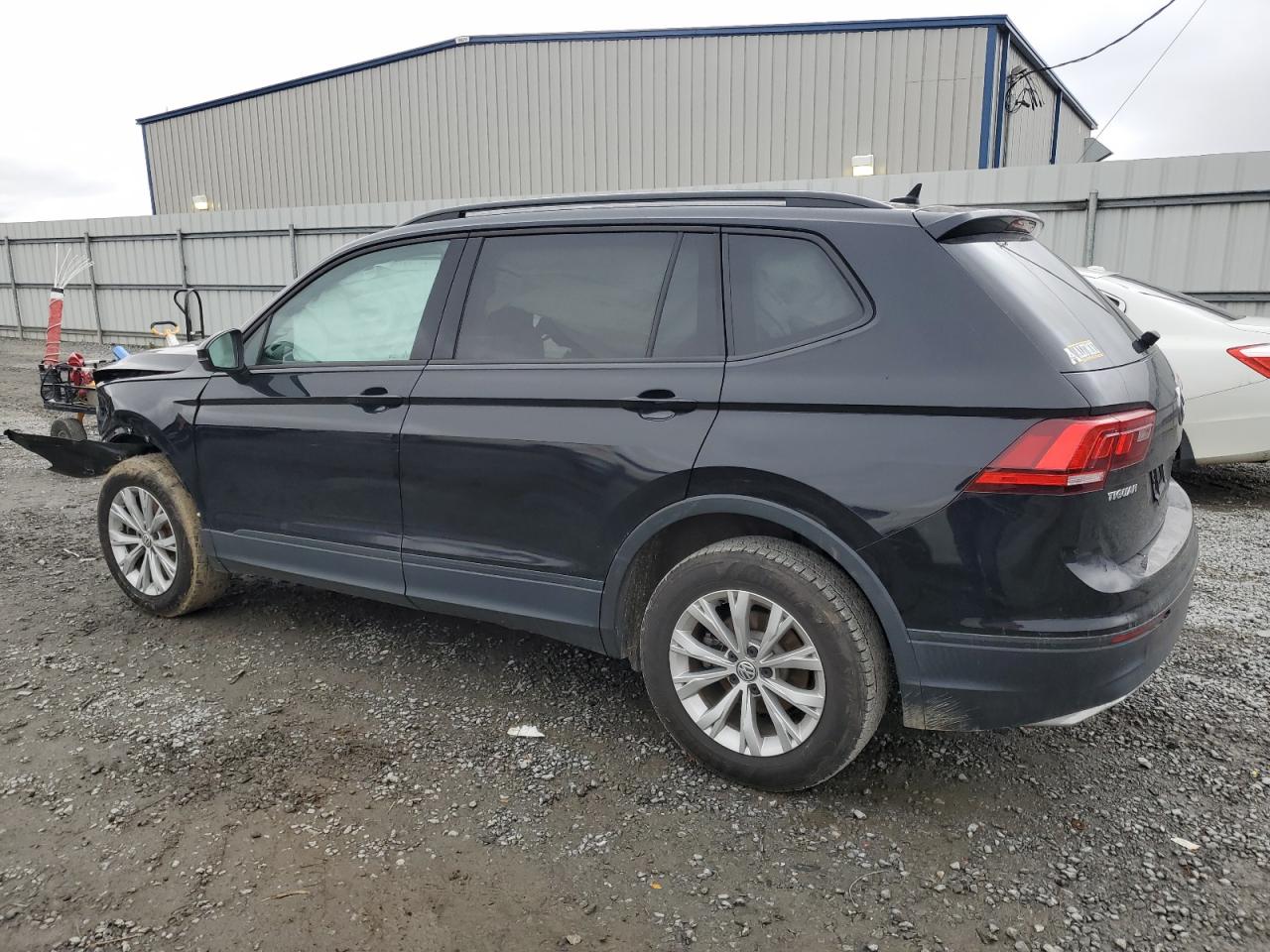 2020 Volkswagen Tiguan VIN 3VV1B7AX2LM097028 Copart auction photo, front end / side damage thumbnail 2