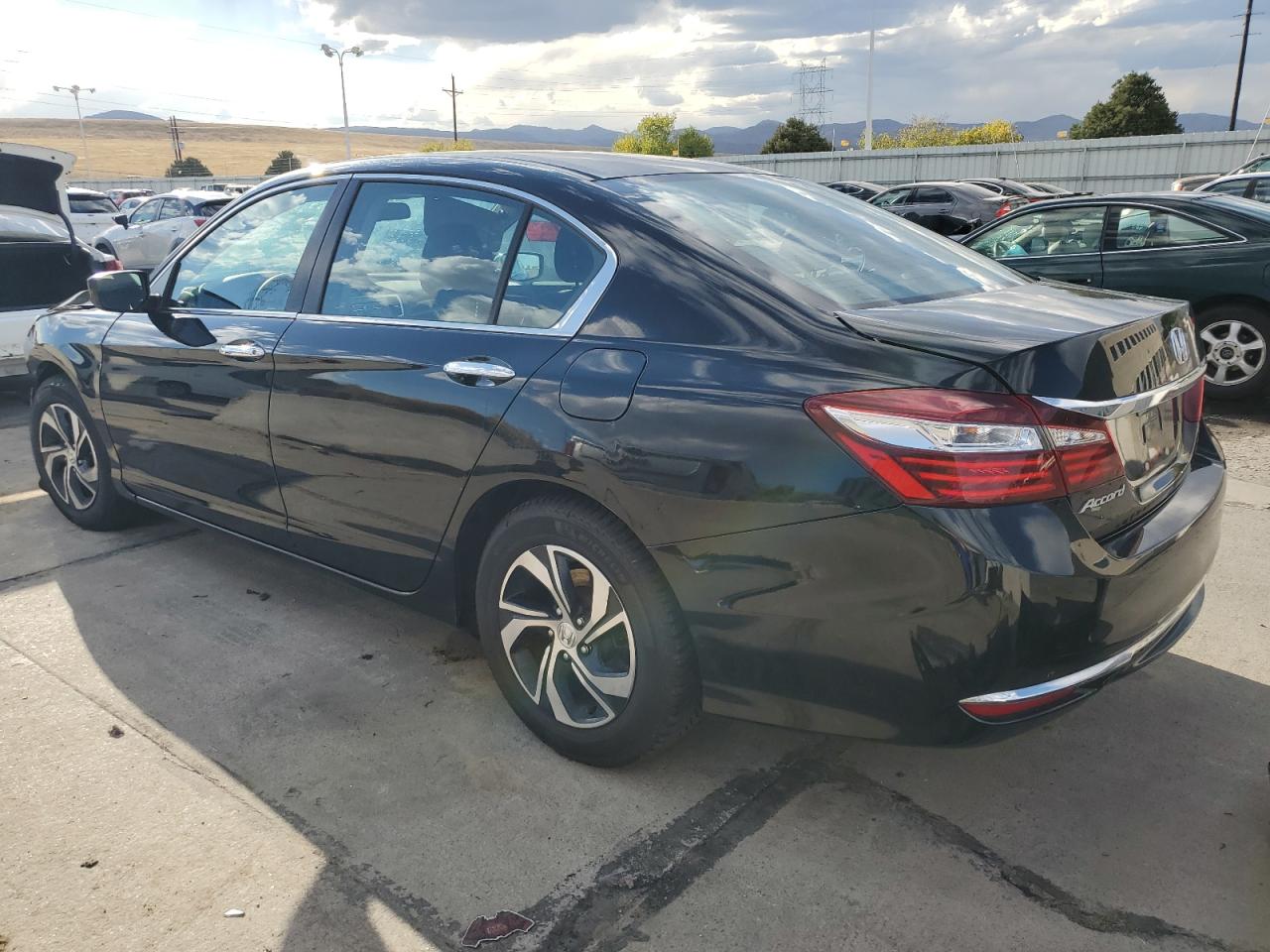 2017 Honda Accord VIN 1HGCR2F31HA283161 Copart auction photo, front end damage thumbnail 2