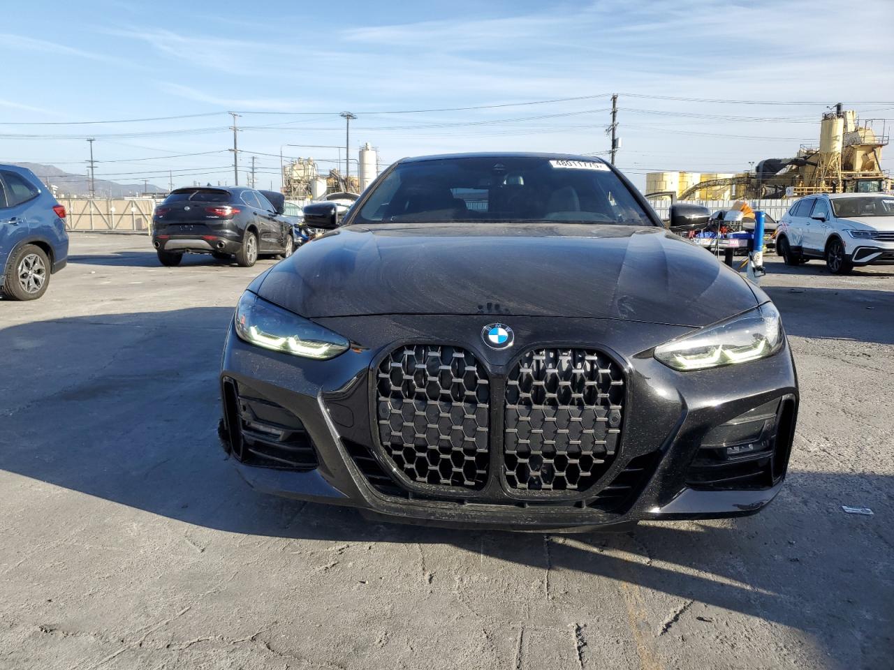 2023 BMW 4er VIN WBA53AP00PCL93738 Copart auction photo, side / front end damage thumbnail 5