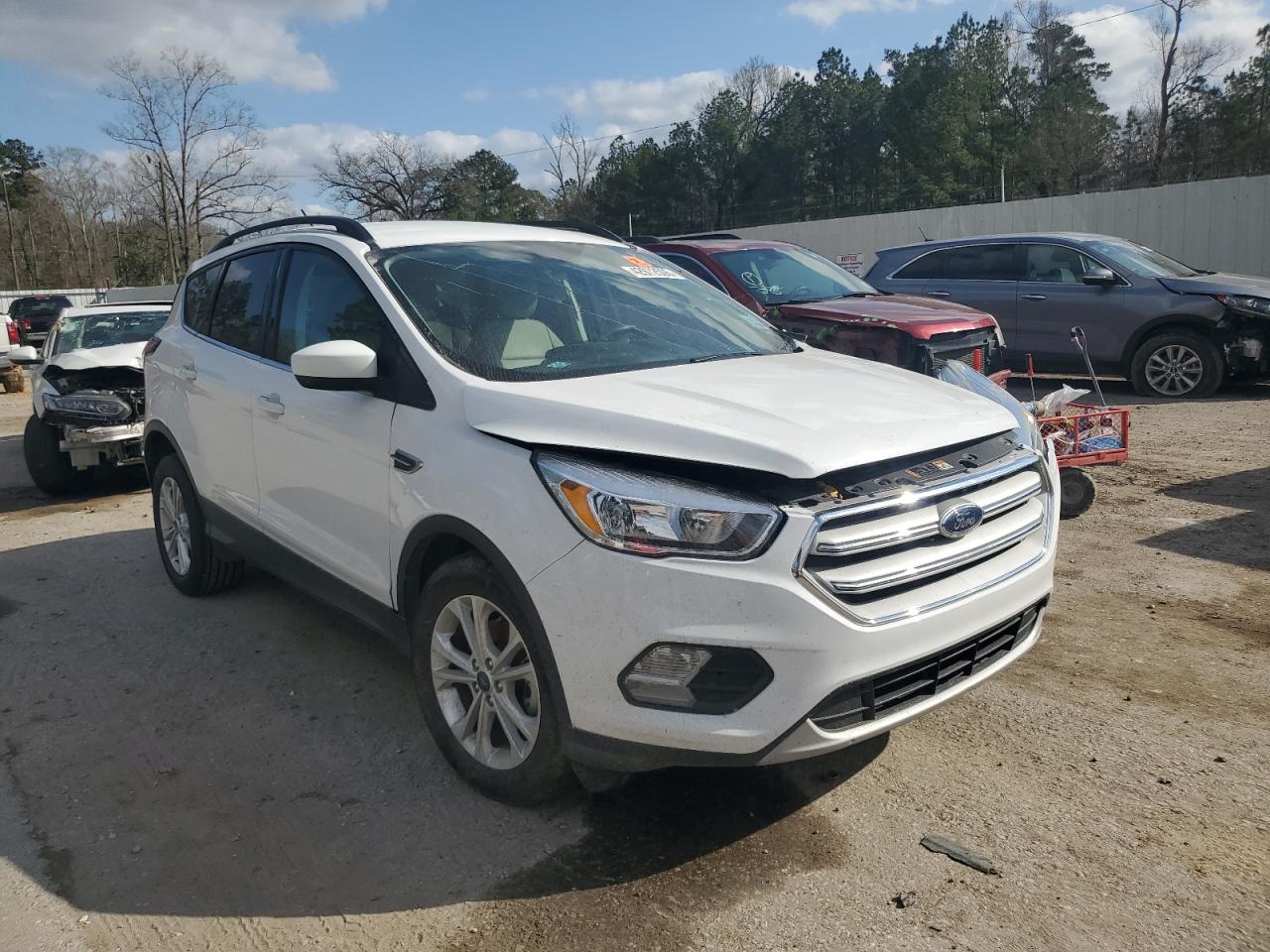 2018 Ford Escape VIN 1FMCU0GD9JUB36093 Copart auction photo, front end / rear end damage thumbnail 4