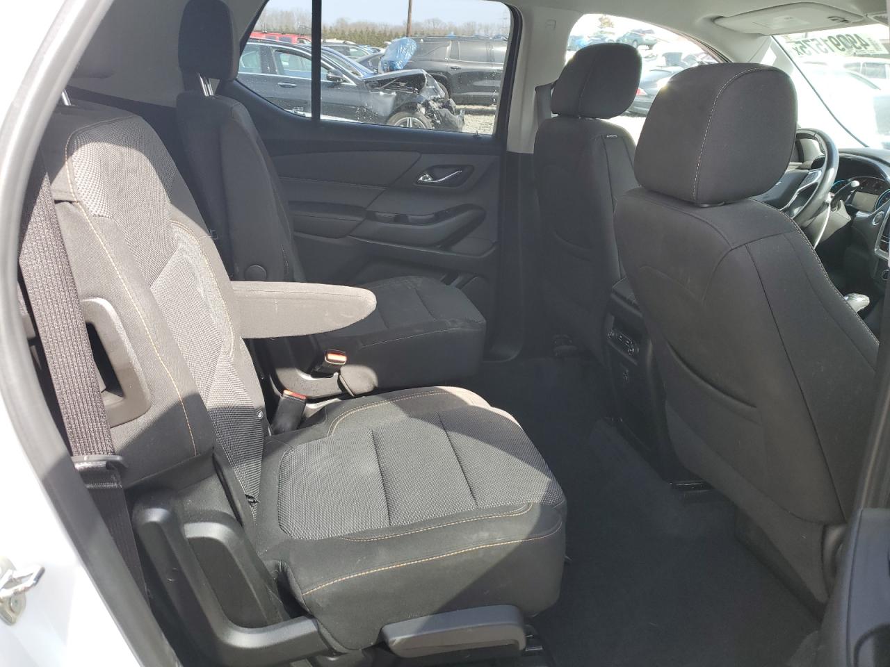 2019 Chevrolet Traverse VIN 1GNEVGKW7KJ288976 Copart auction photo, front end / side damage thumbnail 11