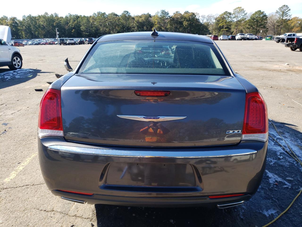 2019 Chrysler 300 VIN 2C3CCAAG5KH569015 Copart auction photo, front end damage thumbnail 6