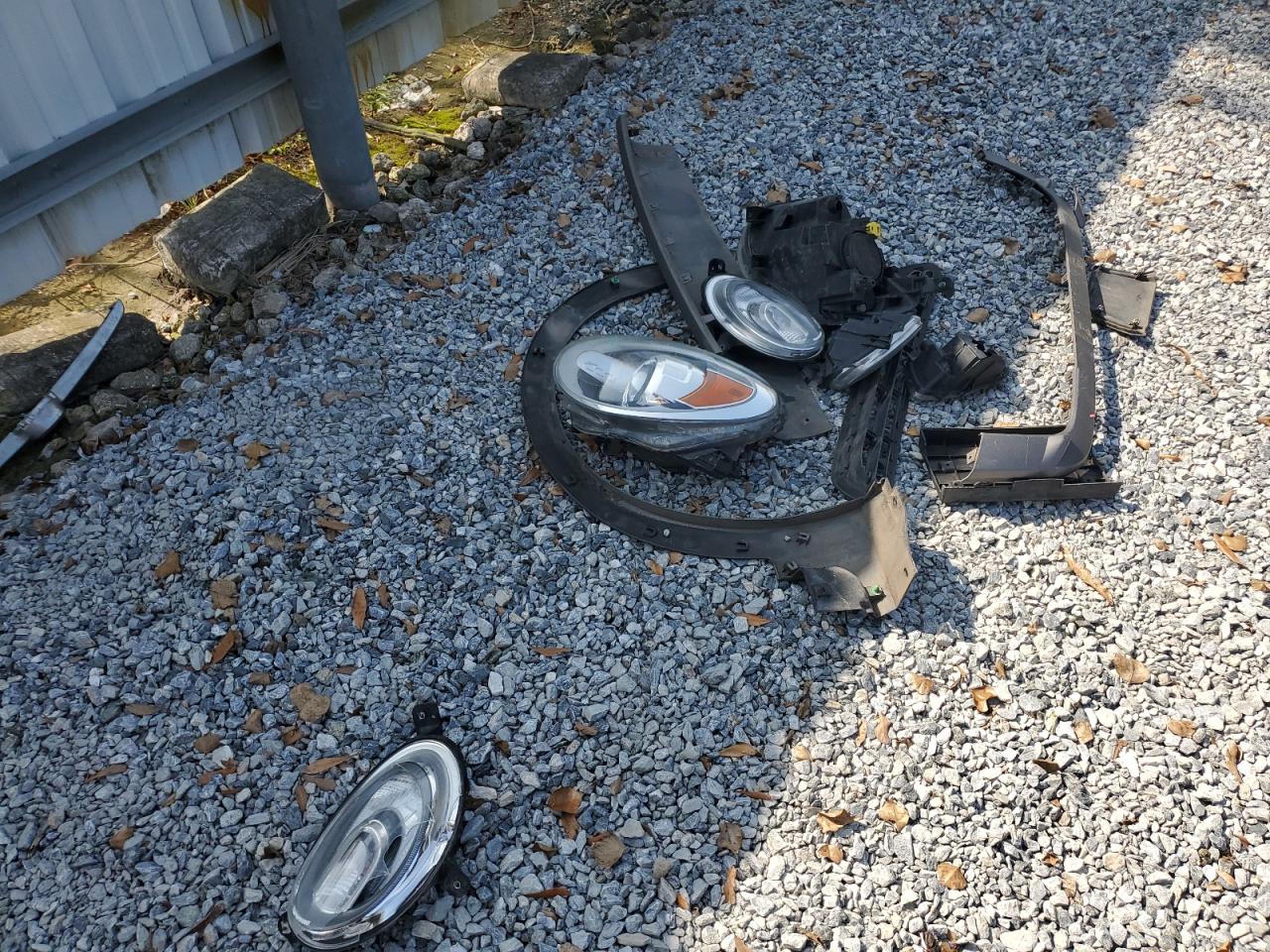 2016 Fiat 500 VIN ZFBCFXET0GP387581 Copart auction photo, front end damage thumbnail 13