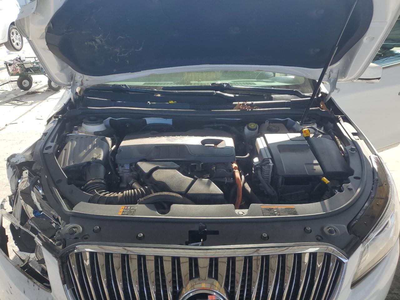 2015 Buick LaCrosse VIN 1G4GB5GRXFF196606 Copart auction photo, front end / minor dent/scratches damage thumbnail 11