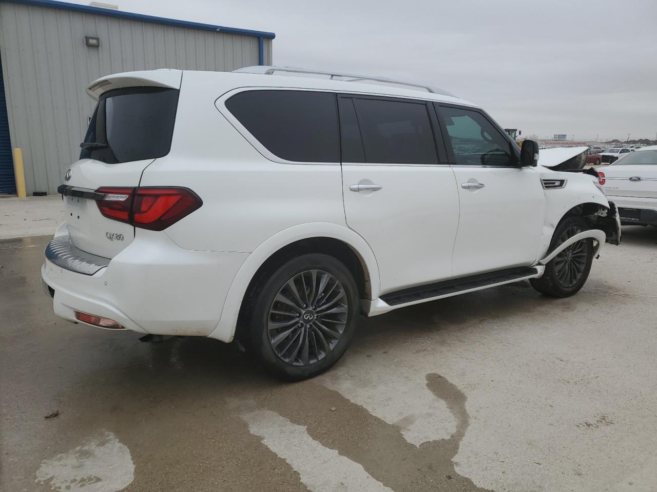 2021 Infiniti QX80 VIN JN8AZ2AD1M9861183 Copart auction photo, front end / minor dent/scratches damage thumbnail 3