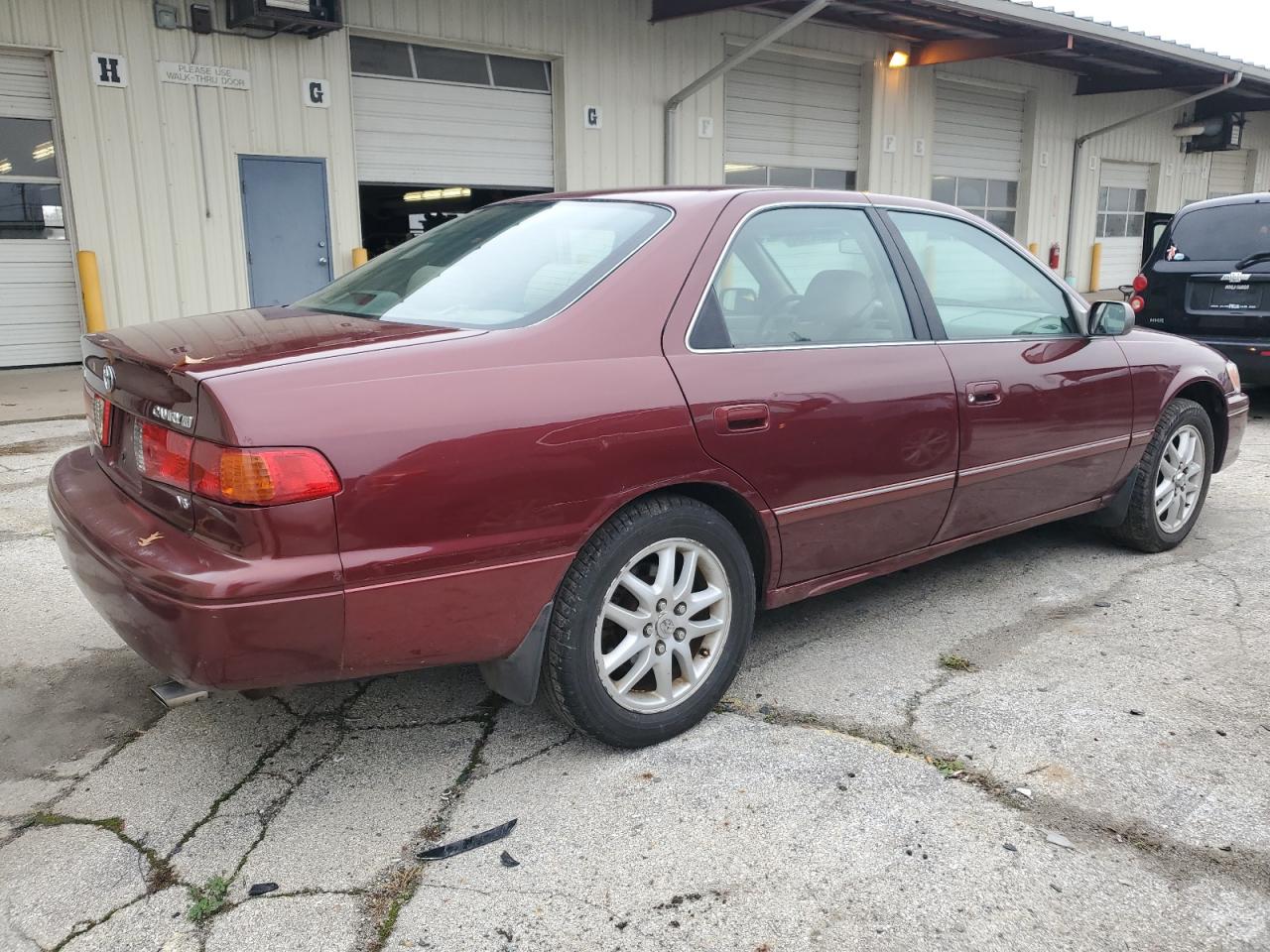 2000 Toyota Camry VIN 4T1BF28K8YU936053 Copart auction photo, side damage thumbnail 3