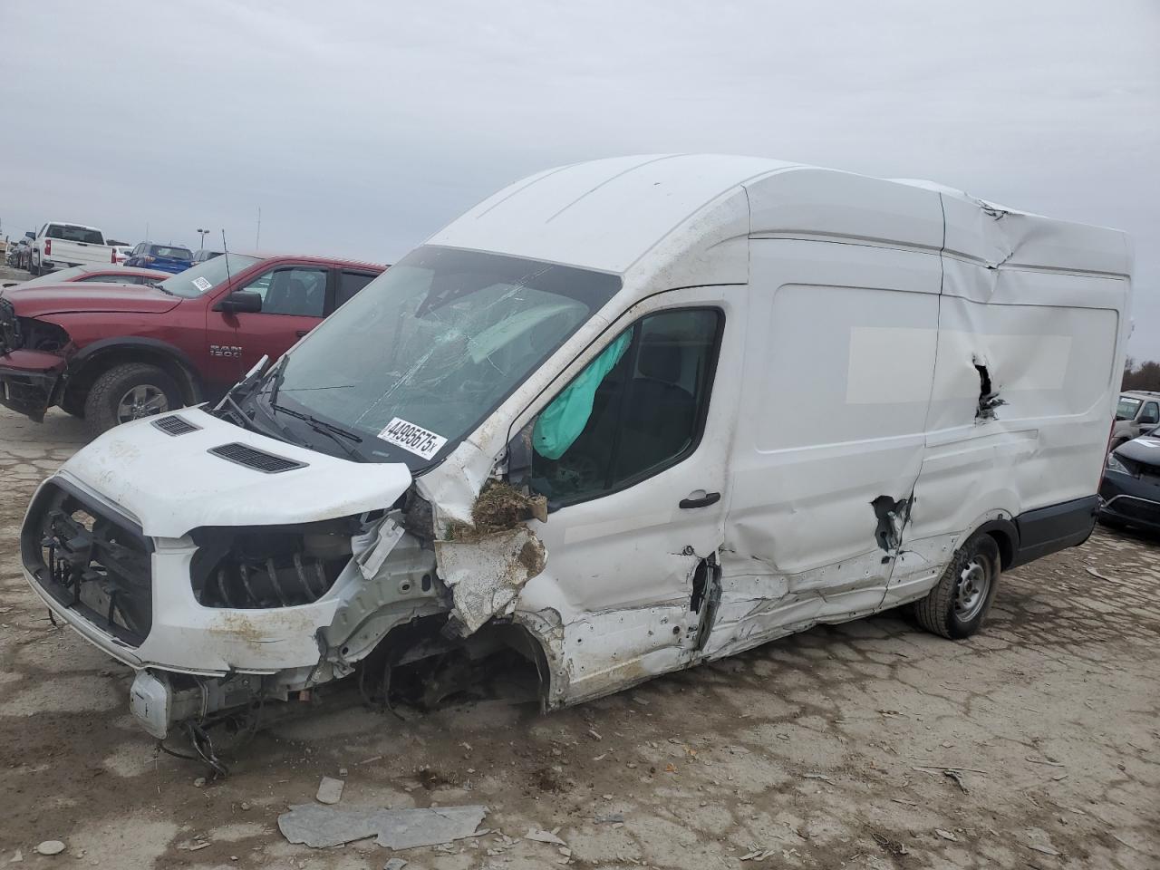 2018 Ford Transit VIN 1FTYR3XM2JKB35716