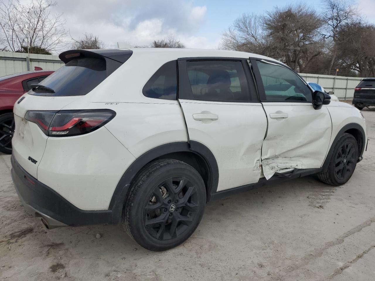 2023 Honda HR-V VIN 3CZRZ1H56PM720651 Copart auction photo, side / minor dent/scratches damage thumbnail 3